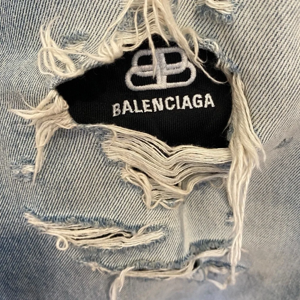 Balenciaga Distressed Ripped Logo Blue Jeans 2020 Size 34